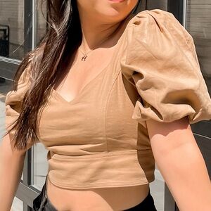 Express Beige Tan Puffed Sleeve Cropped Top Small